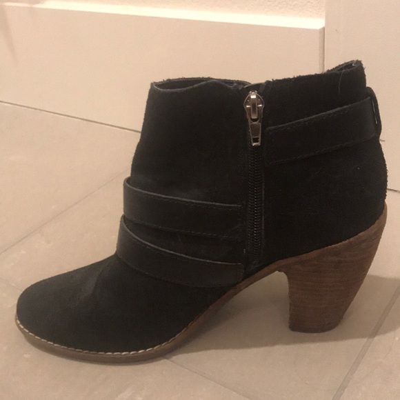 Dolce Vita Booties - Picture 2 of 5
